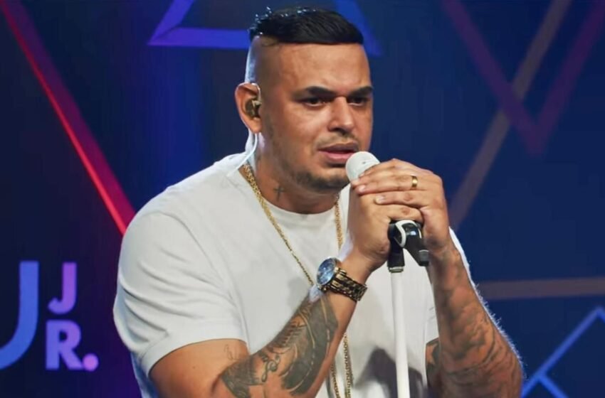 Cacau Jr. lança quatro faixas do projeto audiovisual “Pagode do Cacau”