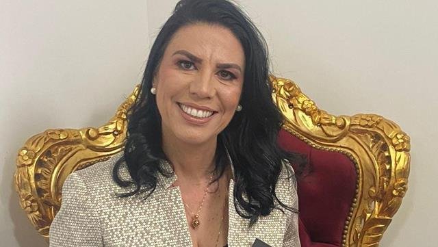 Raquel Perondi aborda sua visão do que é o patriarcado e a feminilidade nos dias atuais