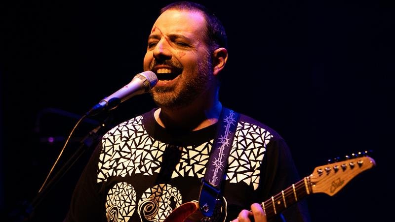  Fernando Grecco estreia álbum físico “Vir a Ser” no Sesc Taubaté
