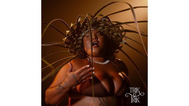  Paige apresenta “Trik Trik”, primeiro traço de seu álbum de estreia