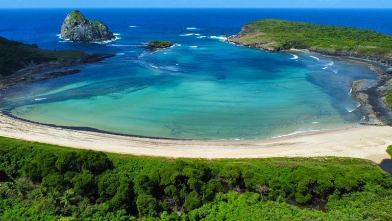  Fernando de Noronha: 5 motivos para visitar o paraíso do Nordeste brasileiro ainda este ano